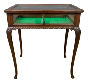 Antique Jewelry Table in Mahogany, 1900
