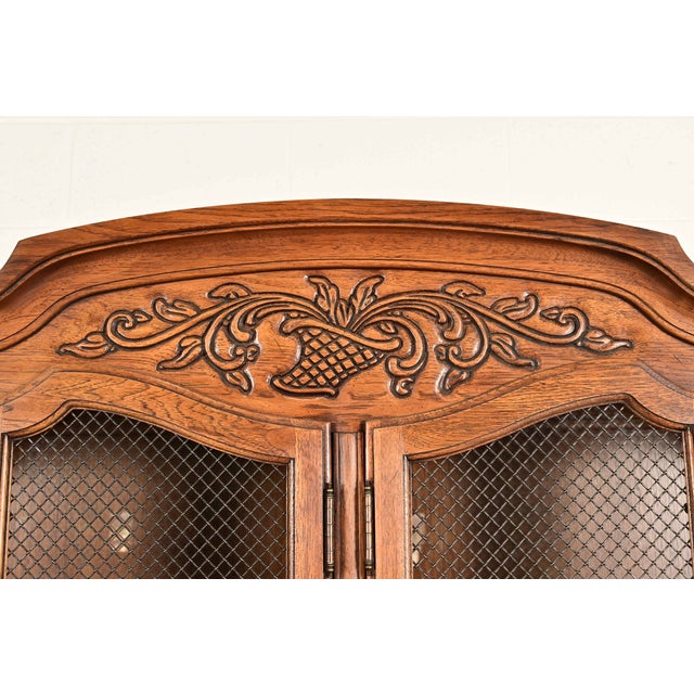 Thomasville French Regency Louis XVI Carved Walnut Lighted Breakfront Bookcase Cabinet For Sale - Image 11 of 17