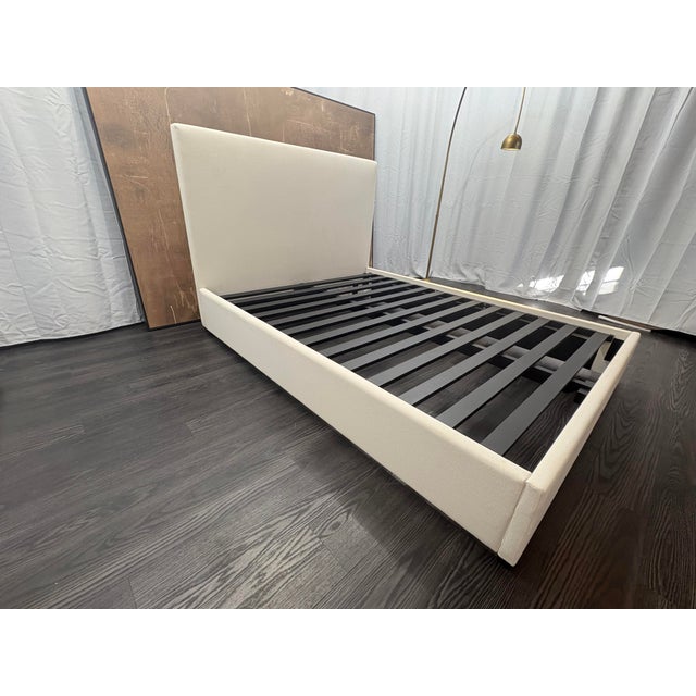 Restoration Hardware Rh Lawson Fabric Panel Bed – Queen | 48" Headboard | Natural Performance Linen Weave For Sale - Image 4 of 18