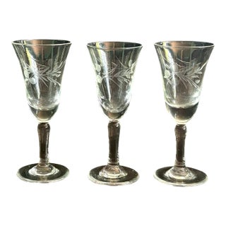1950s Mid-Century Modern Etched Cordial Glasses - Set of 3 For Sale
