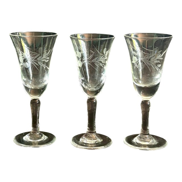 1950s Mid-Century Modern Etched Cordial Glasses - Set of 3 For Sale
