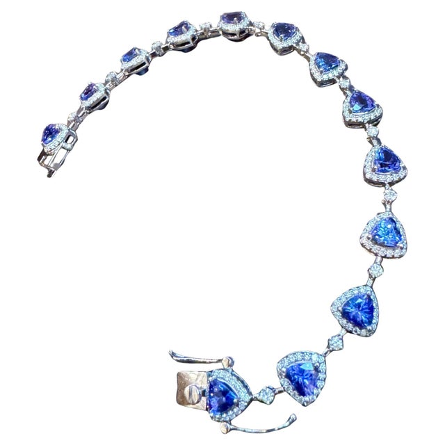 13 Carat Natural Tanzanite & 2.5 Ct Diamond Tennis Bracelet 14 Karat White Gold For Sale - Image 17 of 18