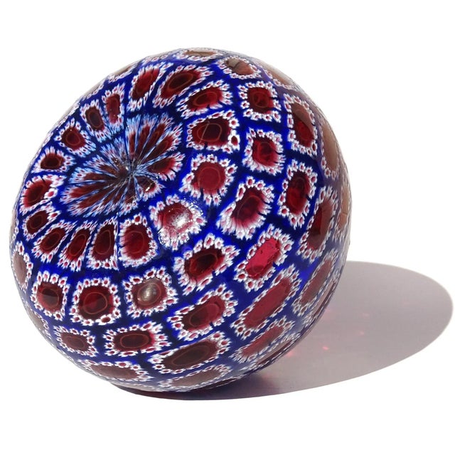 Murano Fratelli Toso Vintage Blue White Red Millefiori Flower Mosaic Italian Art Glass Decorative Flower Vase For Sale In Orlando - Image 6 of 6