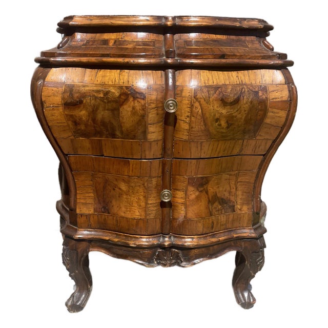 Italian Venetian Louis XIV Rococo Walnut Burl Veneer Commode For Sale