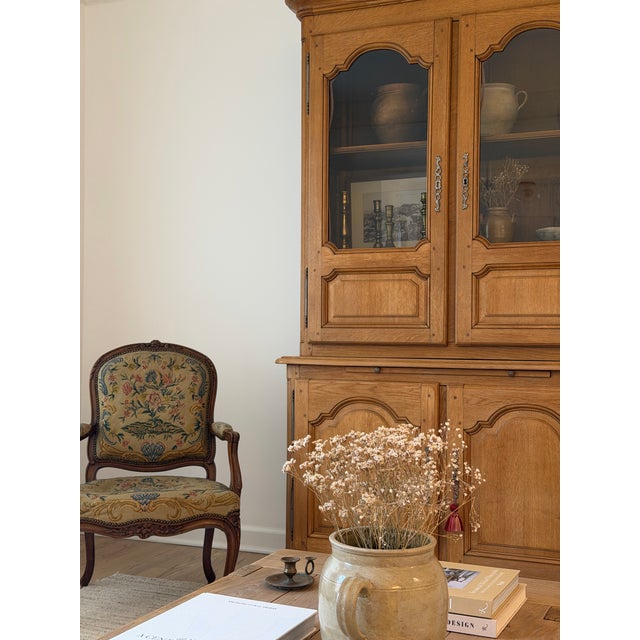 Rococo Antique French Louis XV Style “Queen’s Chair” — Chaise De La Reine For Sale - Image 3 of 11