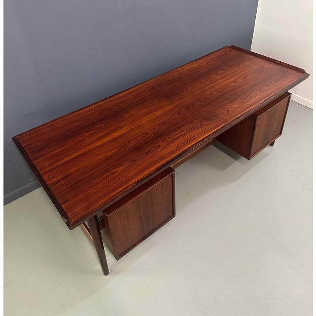 Arne Vodder Rosewood Executive Desk 207 for Sibast, Denmark, 1960s For Sale - Image 16 of 17
