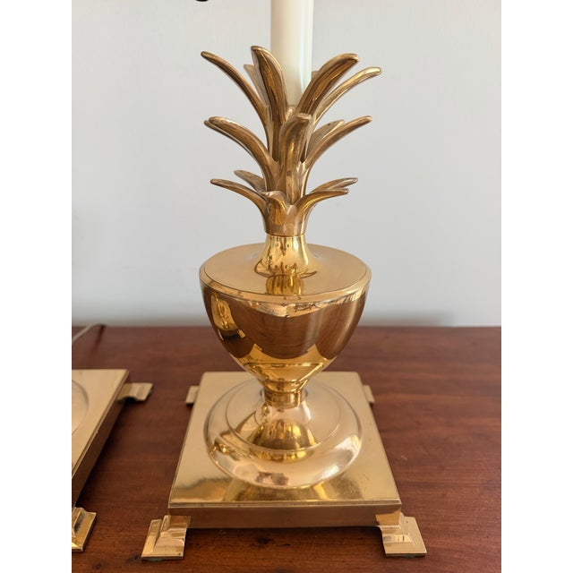 Pair Frederick Cooper Classic Modern Hollywood Regency Pineapple Polished Brass Table Lamps With Black Tole Shades For Sale - Image 10 of 18