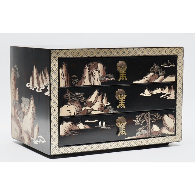 Asian Vintage Asian Hand Carve Jewelry Box For Sale - Image 3 of 10