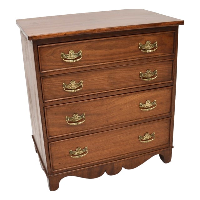 Antique Victorian Chest of Drawers, 1890s For Sale