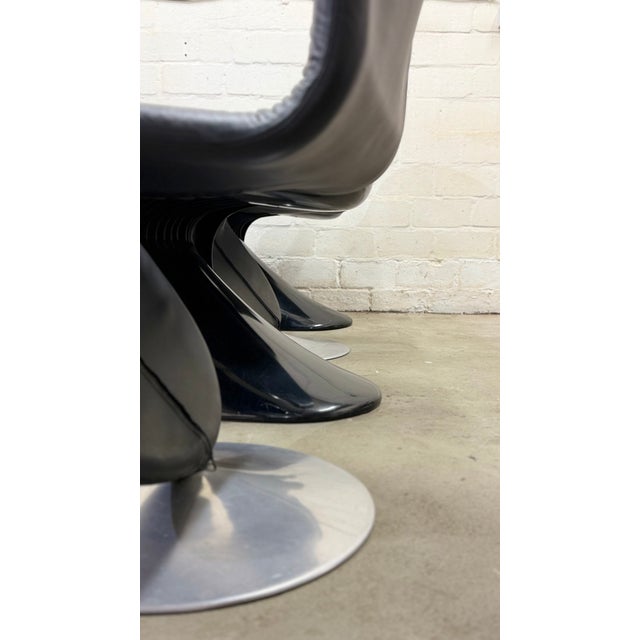 1980s Model 1-2-3 Side Chairs and Panton Chairs in Black Leather by Verner Panton for Fritz Hansen & Fehlbaum, 1970s, Set of 4 For Sale - Image 5 of 16