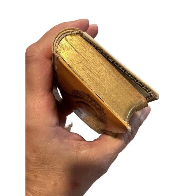 1920s Antique Celluloid French Prayer Book For Sale - Image 5 of 10