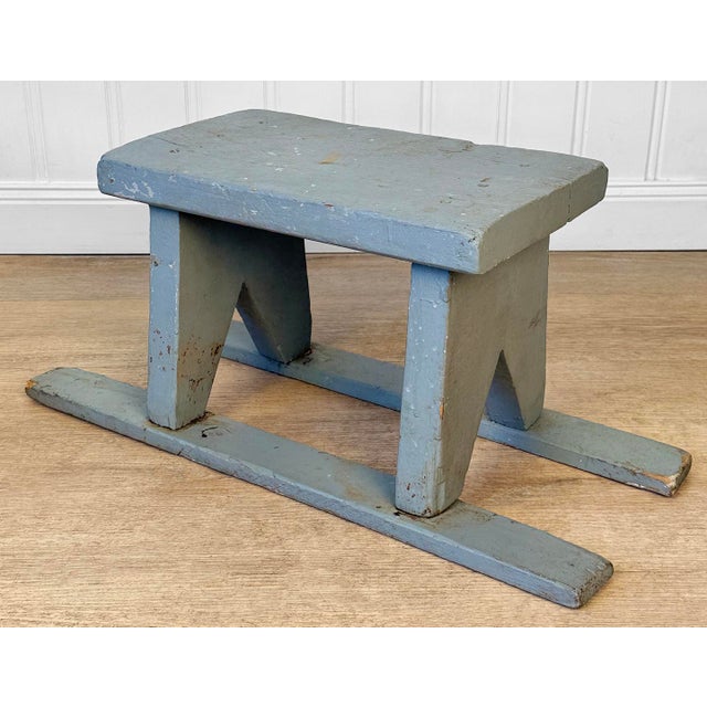 Antique Primitive Farmhouse Gray Slat Bottom Milking Stool For Sale - Image 4 of 9