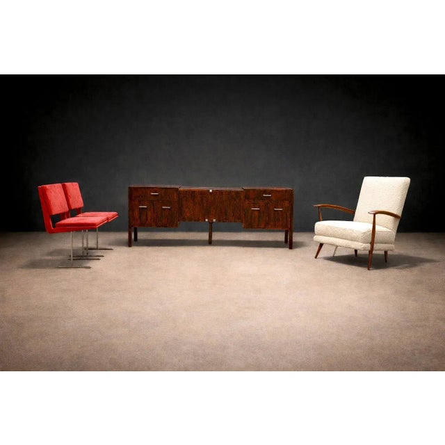 Designed by Jorge Zalszupin (1922–2020) in the 1960s, this credenza reflects the designer’s refined approach to...