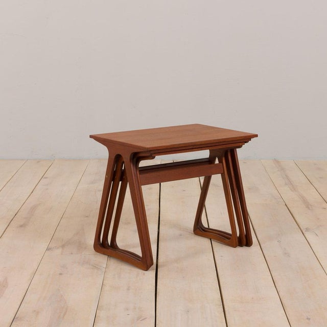 CFC Silkeborg Vintage Danish Nesting Tables in Teak by Johannes Andersen for CFC Silkeborg, 1960s, Set of 3 For Sale - Image 4 of 17