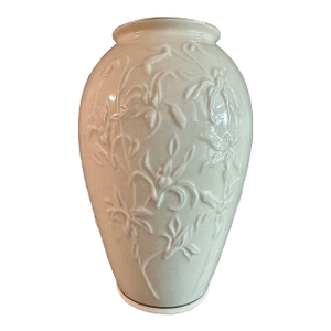 Vintage Late 20th Century Ivory White Floral Embossed Porcelain Vase With Gold Trim