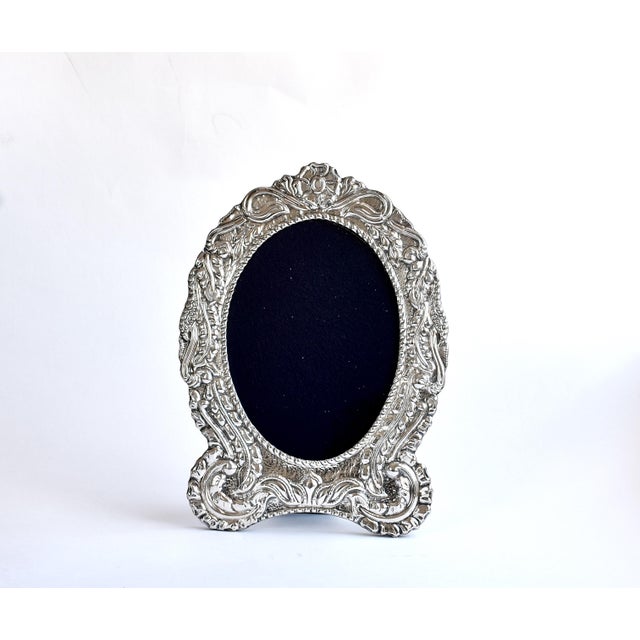 Large Plateria Del Pilar Repousse Peruvian 925 Sterling Silver Collectible Picture Frame For Sale - Image 9 of 9