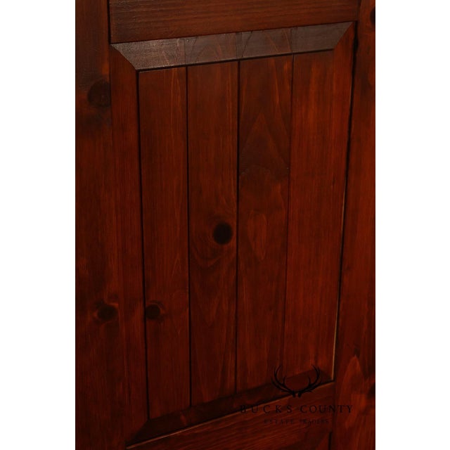 Rustic Colonial Style Pair of Pine Folding Dressing Screens For Sale - Image 11 of 18