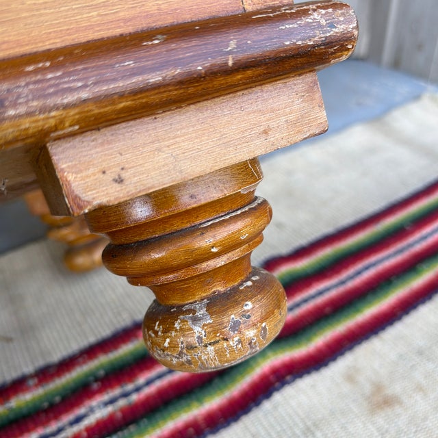 A Very Nice Antique Pennsylvania Paint Decorated Woodbox, 19th Century For Sale - Image 9 of 12