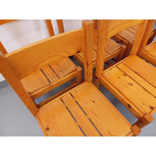 Mid-Century Modern Vintage Chairs in Pine by Charlotte Perriand for Les Arcs, 1970s, Set of 6 For Sale - Image 3 of 18