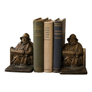 Vintage 1928 Connecticut Foundry Cape Cod Fisherman Cast Iron Bookends – Bronze Finish Nautical Library Decor Pair With Original Matthews Foundry Box For Sale