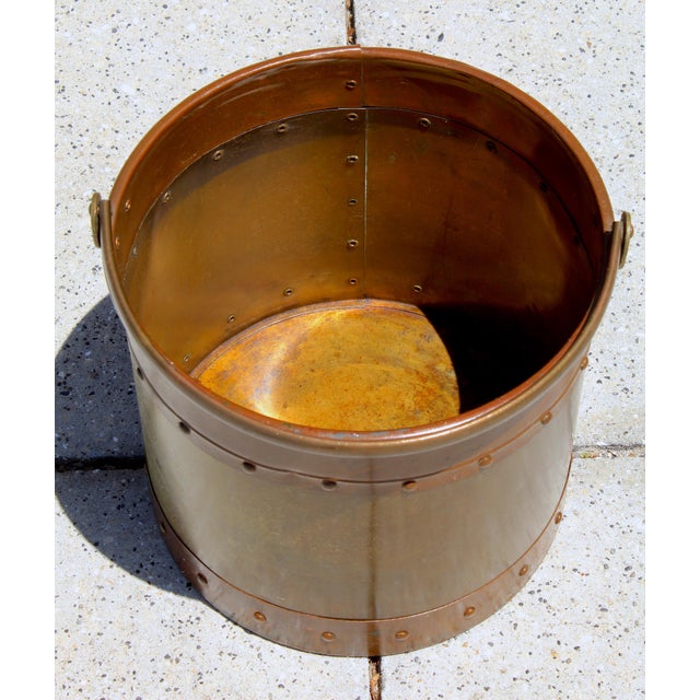 Antique English Copper & Brass Coal Bucket c.1890–1920 | Victorian Arts & Crafts Fireplace Log Holder, Rustic Planter, Decorative Storage For Sale - Image 13 of 14