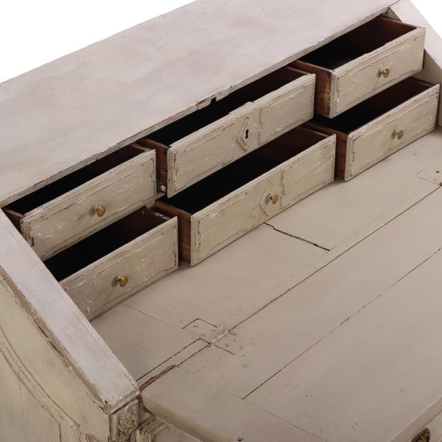 A French Louis XV Style Painted Slant Front Desk, 18th C. For Sale - Image 4 of 8