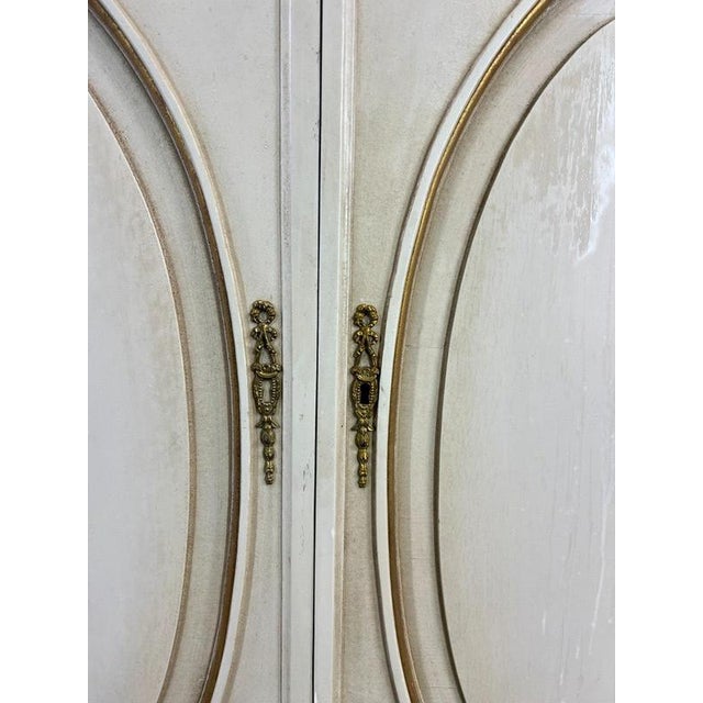 Vintage Display Cabinet in Wood For Sale - Image 15 of 18