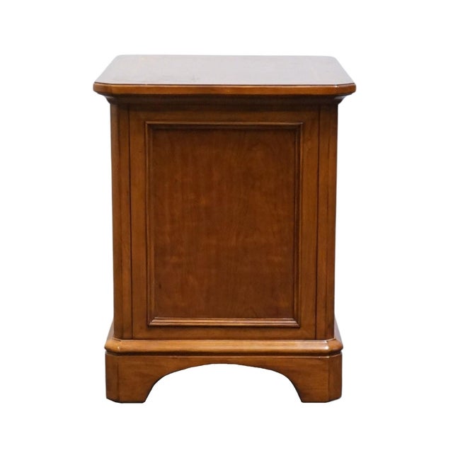 Thomasville Furniture Cinnamon Hill Collection Cherry Contemporary Traditional 20" Accent Storage End Table 42731-320 For Sale - Image 10 of 11
