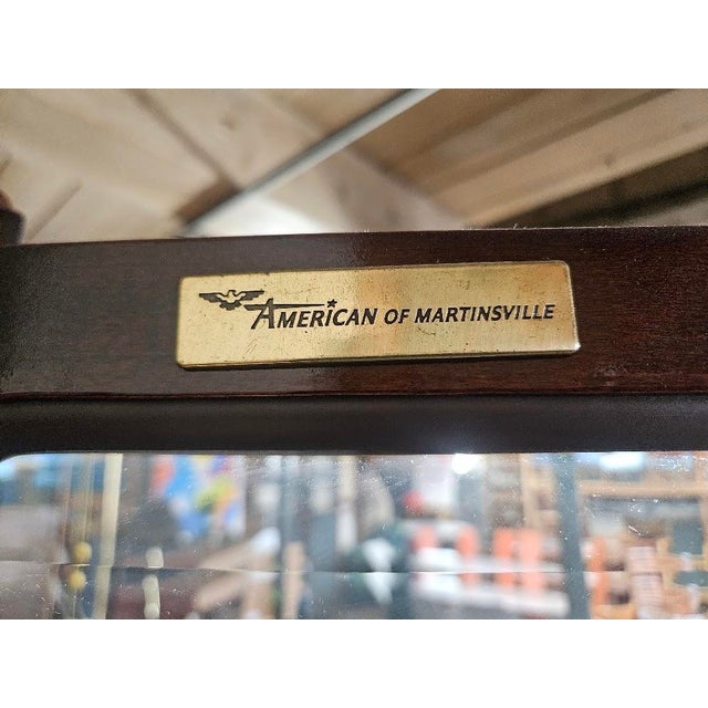 American of Martinsville Vintage American of Martinsville Chinoiserie Asian-Style Curio Display Cabinet For Sale - Image 4 of 10