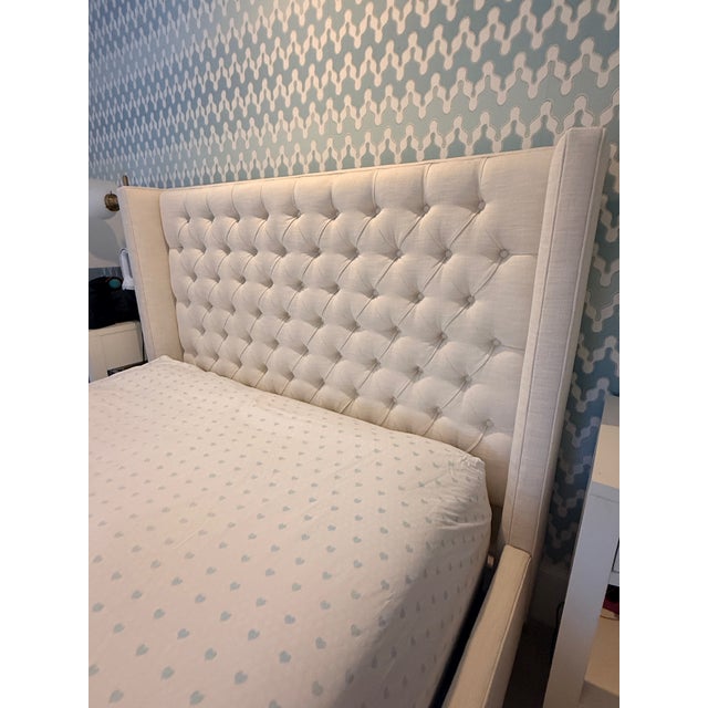 Serena & Lily Queen Tufted Bed A great bed in neutral linen color and suitable for adults and kids alike. Fully...