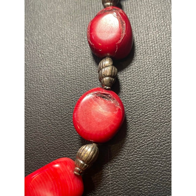 Mid 20th Century Mid 20th Century Red Coral Necklace With Decorative Sterling Silver Sea Shells. For Sale - Image 5 of 5