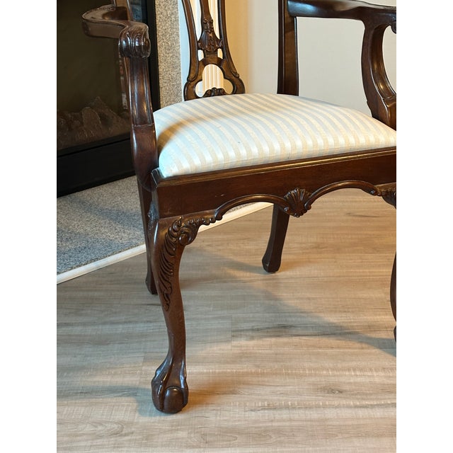 1970s 1970s Lexington Mahogany Dining Set – 9 Pieces (Table + 8 Chairs) For Sale - Image 5 of 10