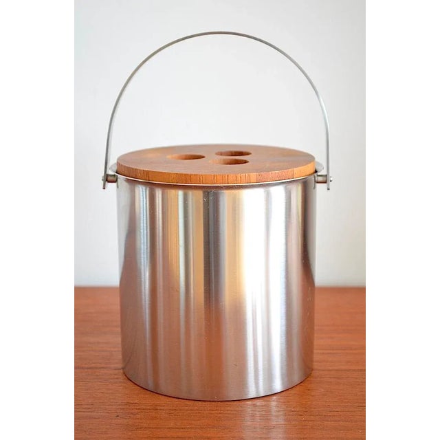 Silver Mid-Century Steel and Teak Cylinda Line Ice Bucket by Arne Jacobsen for Stelton, 1960s For Sale - Image 8 of 8