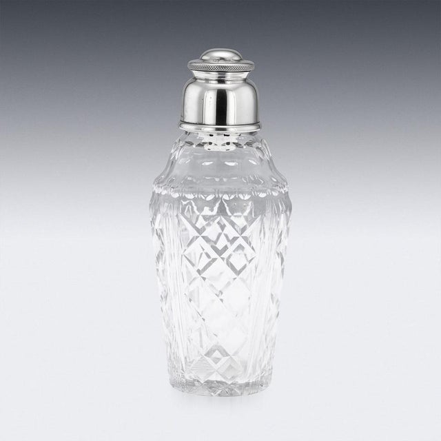 20th Century English Silver & Cut Glass Cocktail Shaker from Mappin & Webb, 1949 For Sale - Image 4 of 16