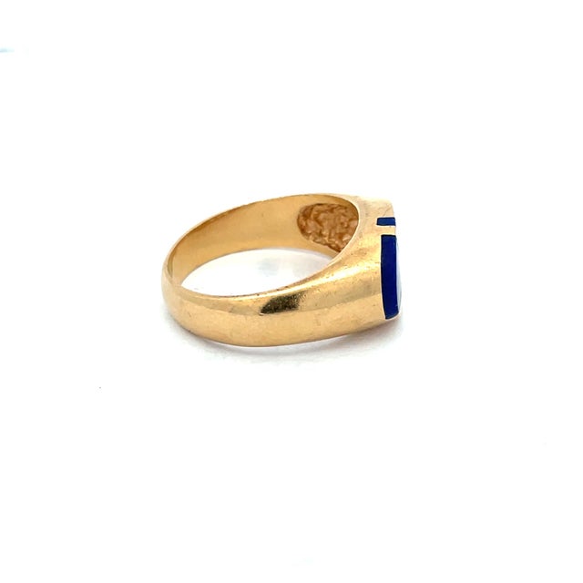 Modern Vintage 14k Yellow Gold Lapis Lazuli Signet Ring, Size 9.5 For Sale - Image 3 of 5