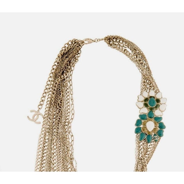 Contemporary 2015 Chanel Necklace Métiers d'Art Paris Dubai CC Gripoix Camellia Flower Multistrand Runway For Sale - Image 3 of 10