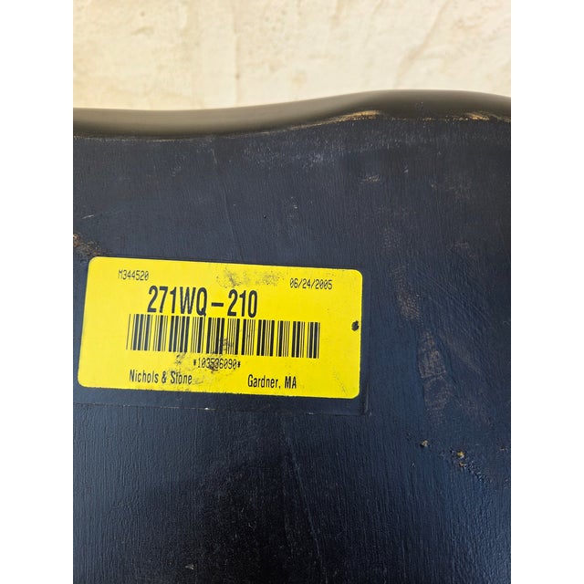 1990s 2 Nichols & Stone Windsor Side Chairs Bow Back Saddle Seat Distressed Country For Sale - Image 14 of 15