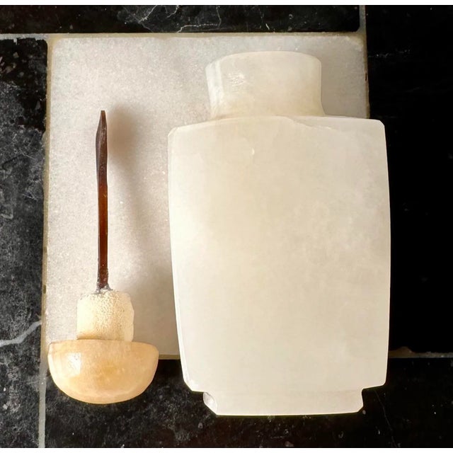 Gemstone Antique White Jade Art Deco Snuff Bottle With Stopper & Spoon For Sale - Image 7 of 12