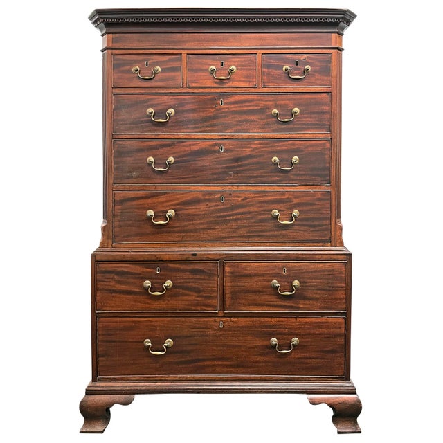 English George III Mahogany Chest on Chest For Sale - Image 13 of 13