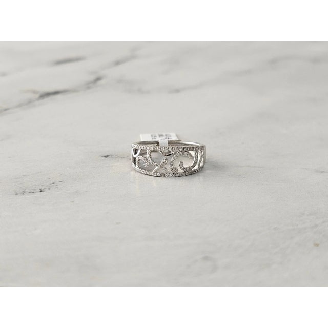 2020s Antique Style Diamond Ring 18k White Gold, Size 6 For Sale - Image 5 of 5