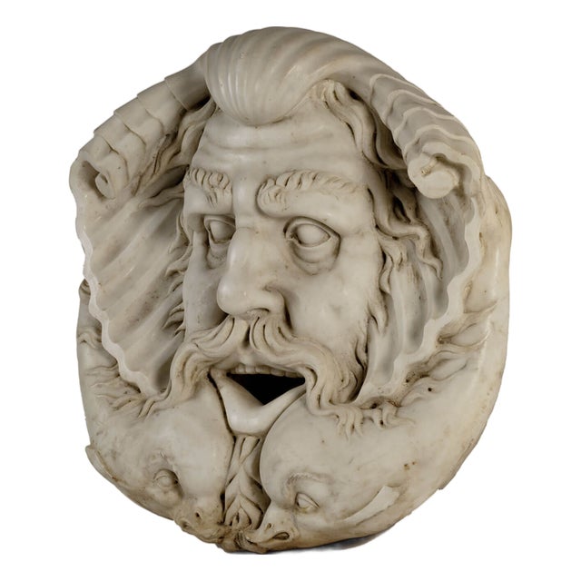 Large Scale 19th-Century Marble Mascherone, 1870 For Sale