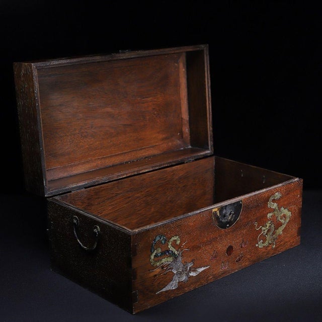 Chinese Huali Rosewood Box Inlaid With Mother-of-Pearl Dragon & Phoenix For Sale - Image 3 of 9