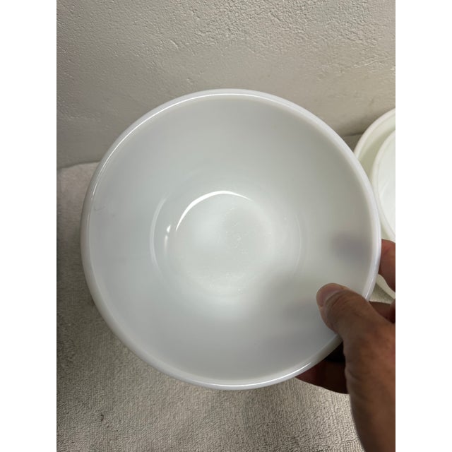 1950s 1950s Pyrex True Opal White Nesting Mixing Bowl Unmarked Milk Glass No Pattern For Sale - Image 5 of 9