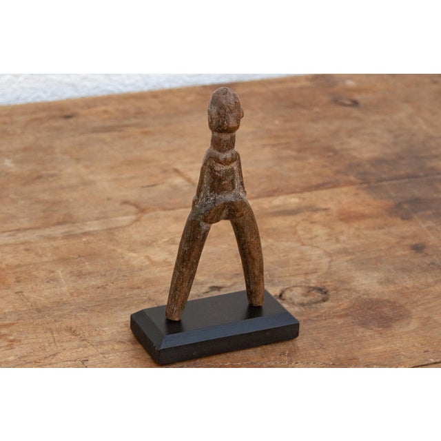 1960s Wooden African Slingshot For Sale - Image 5 of 6