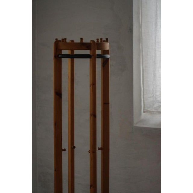 Wood Danish Modern Brutalist Round Coat Stand in Pine, 1970s For Sale - Image 7 of 17
