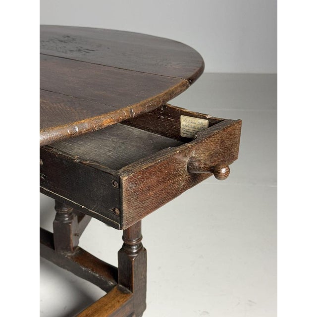 English Gateleg Table in Oak For Sale - Image 14 of 18