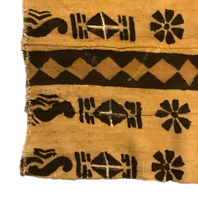 Textile Bogolan Mali Mud Cloth - Handmade African Textile From West Africa For Sale - Image 7 of 7