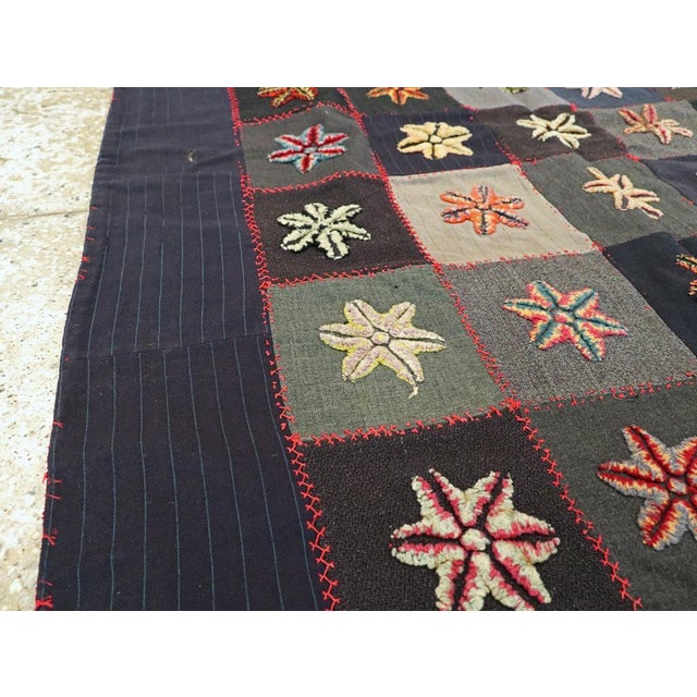 Early 20th Century Galerie Shabab Collection Early 20th Century American Quilt For Sale - Image 5 of 10