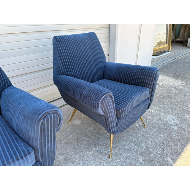 1950s Pair of Italian Modern Gio Ponti Inspired Lounge Chairs For Sale - Image 9 of 14