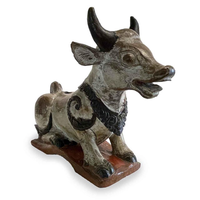 Ivory Nandi Cow in Carved and Lacquered Wood For Sale - Image 8 of 9